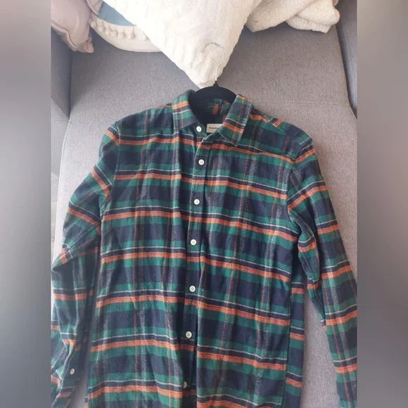 Flannel - Picture 4 of 4